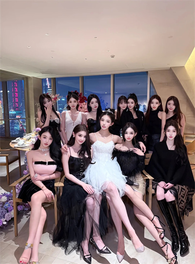 美女见面