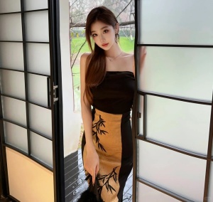 来赫尔喝茶啦